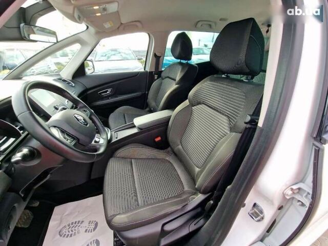 Рено Гранд Сценик, объемом двигателя 1.7 л и пробегом 169 тыс. км за 15900 $, фото 21 на Automoto.ua