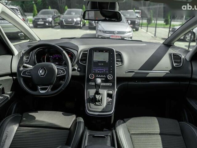 Рено Гранд Сценик, объемом двигателя 1.7 л и пробегом 159 тыс. км за 17800 $, фото 21 на Automoto.ua