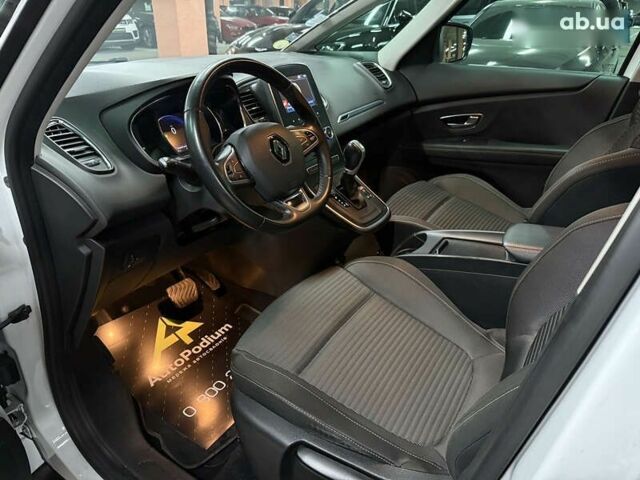 Рено Гранд Сценик, объемом двигателя 1.7 л и пробегом 174 тыс. км за 17500 $, фото 16 на Automoto.ua