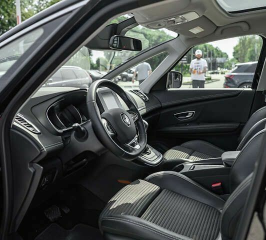 Рено Гранд Сценик, объемом двигателя 1.7 л и пробегом 159 тыс. км за 17800 $, фото 24 на Automoto.ua