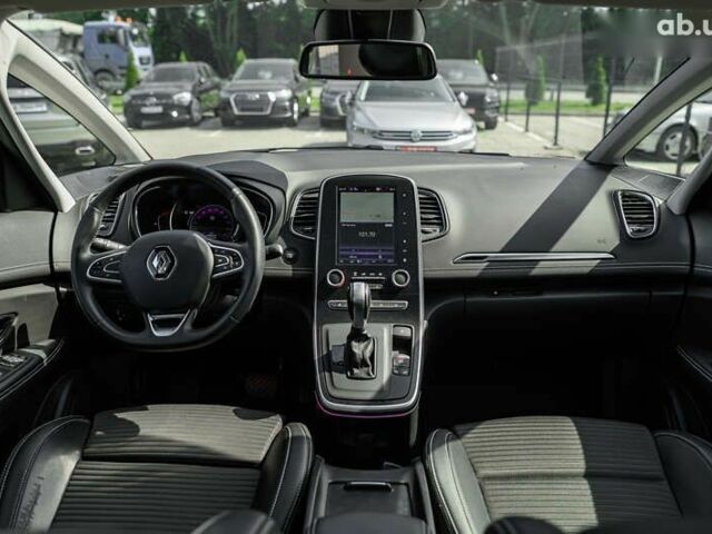 Рено Гранд Сценик, объемом двигателя 1.7 л и пробегом 159 тыс. км за 17800 $, фото 20 на Automoto.ua