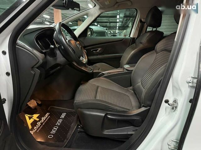 Рено Гранд Сценик, объемом двигателя 1.7 л и пробегом 174 тыс. км за 17500 $, фото 17 на Automoto.ua