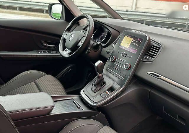 Рено Гранд Сценик, объемом двигателя 1.7 л и пробегом 174 тыс. км за 18500 $, фото 18 на Automoto.ua