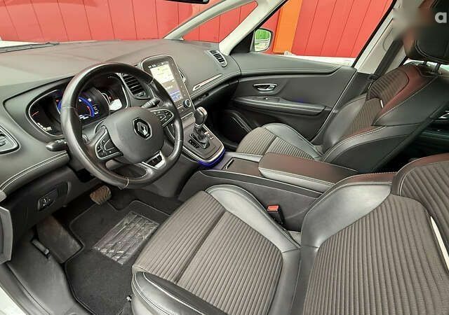 Рено Гранд Сценик, объемом двигателя 1.7 л и пробегом 150 тыс. км за 19500 $, фото 19 на Automoto.ua