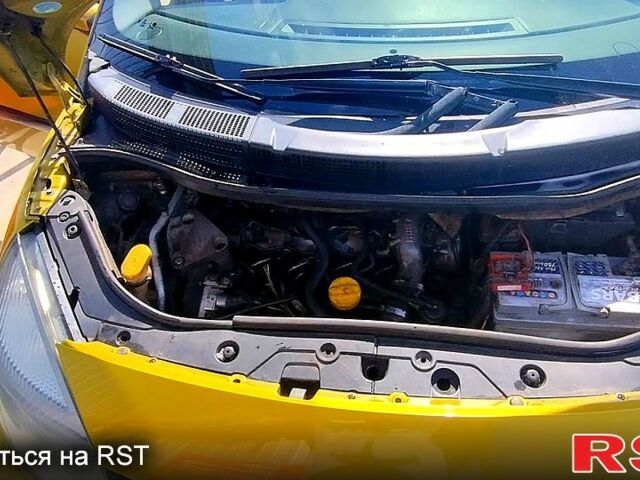 Желтый Рено Гранд Сценик, объемом двигателя 1.9 л и пробегом 226 тыс. км за 6000 $, фото 6 на Automoto.ua