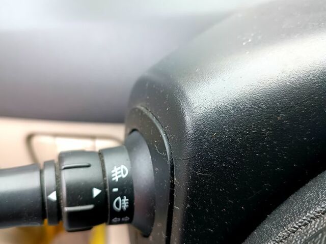 Желтый Рено Гранд Сценик, объемом двигателя 1.9 л и пробегом 226 тыс. км за 6000 $, фото 8 на Automoto.ua