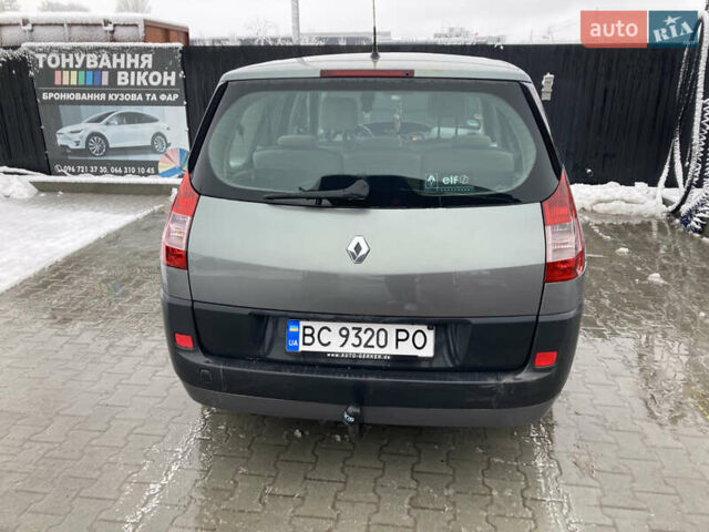 Серый Рено Гранд Сценик, объемом двигателя 1.6 л и пробегом 265 тыс. км за 5199 $, фото 5 на Automoto.ua