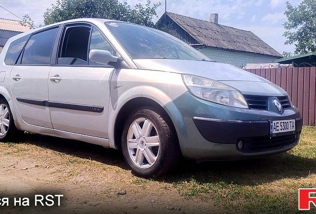 Серый Рено Гранд Сценик, объемом двигателя 1.6 л и пробегом 0 тыс. км за 3500 $, фото 3 на Automoto.ua