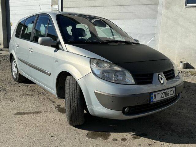 Серый Рено Гранд Сценик, объемом двигателя 1.6 л и пробегом 257 тыс. км за 3999 $, фото 2 на Automoto.ua