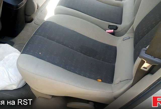 Серый Рено Гранд Сценик, объемом двигателя 1.6 л и пробегом 0 тыс. км за 3500 $, фото 9 на Automoto.ua