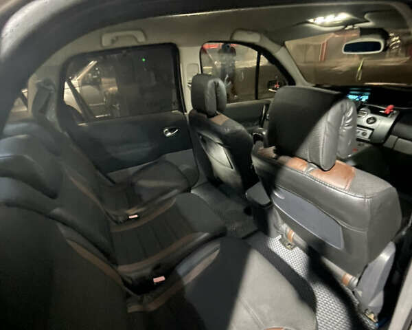 Сірий Рено Гранд Сценік, об'ємом двигуна 1.9 л та пробігом 297 тис. км за 6500 $, фото 29 на Automoto.ua