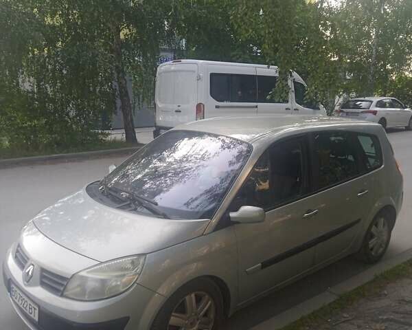 Серый Рено Гранд Сценик, объемом двигателя 1.9 л и пробегом 400 тыс. км за 4200 $, фото 4 на Automoto.ua