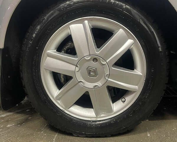 Сірий Рено Гранд Сценік, об'ємом двигуна 1.9 л та пробігом 297 тис. км за 6500 $, фото 15 на Automoto.ua