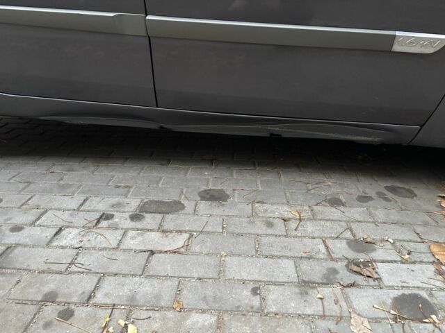 Серый Рено Гранд Сценик, объемом двигателя 1.6 л и пробегом 212 тыс. км за 4500 $, фото 9 на Automoto.ua