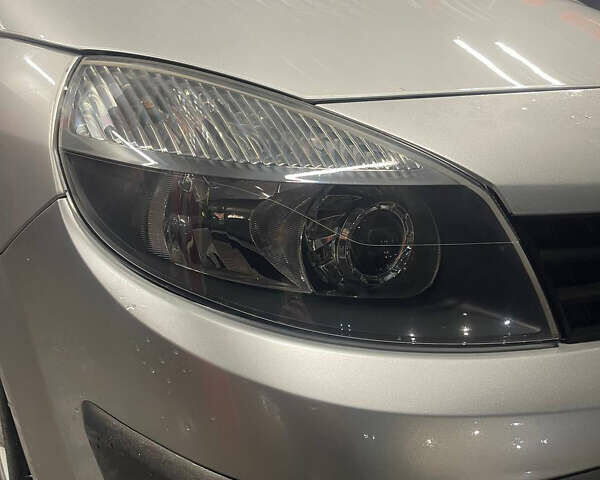 Сірий Рено Гранд Сценік, об'ємом двигуна 1.9 л та пробігом 297 тис. км за 6500 $, фото 19 на Automoto.ua