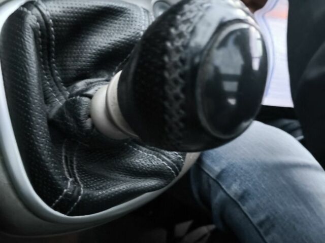 Сірий Рено Гранд Сценік, об'ємом двигуна 1.9 л та пробігом 158 тис. км за 1982 $, фото 15 на Automoto.ua