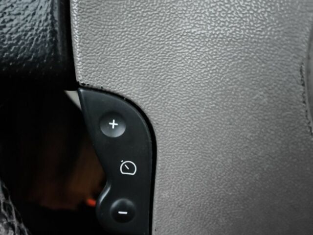 Сірий Рено Гранд Сценік, об'ємом двигуна 1.9 л та пробігом 158 тис. км за 1982 $, фото 10 на Automoto.ua