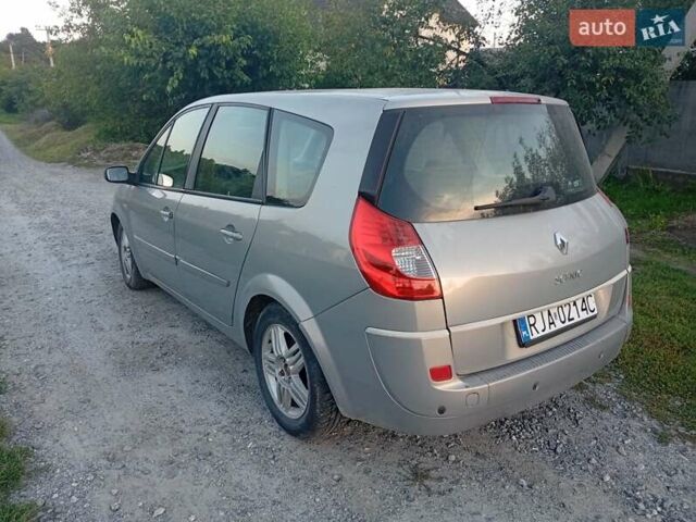Серый Рено Гранд Сценик, объемом двигателя 1.9 л и пробегом 230 тыс. км за 1850 $, фото 6 на Automoto.ua