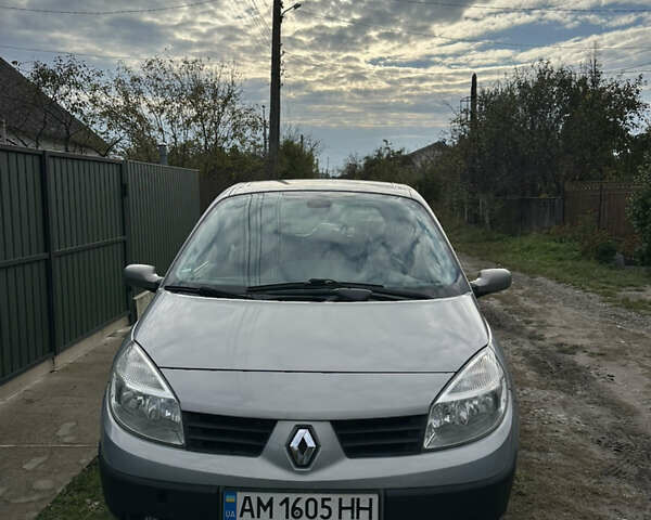 Сірий Рено Гранд Сценік, об'ємом двигуна 1.6 л та пробігом 181 тис. км за 4900 $, фото 1 на Automoto.ua
