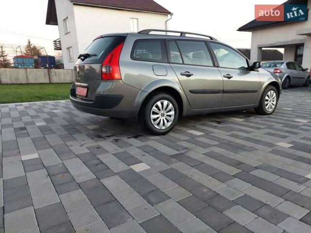 Серый Рено Гранд Сценик, объемом двигателя 1.6 л и пробегом 201 тыс. км за 4400 $, фото 12 на Automoto.ua