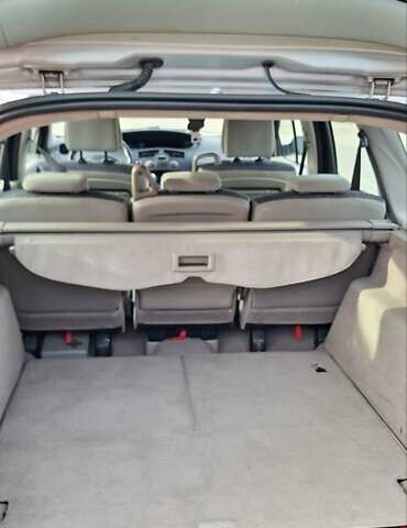 Серый Рено Гранд Сценик, объемом двигателя 1.46 л и пробегом 238 тыс. км за 5300 $, фото 7 на Automoto.ua