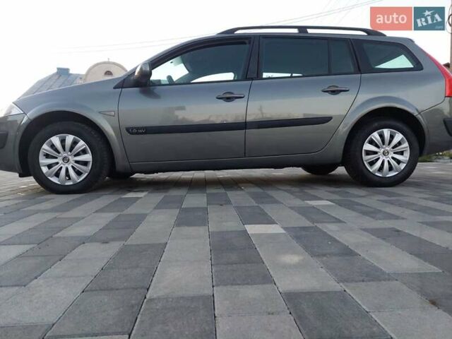 Серый Рено Гранд Сценик, объемом двигателя 1.6 л и пробегом 201 тыс. км за 4400 $, фото 20 на Automoto.ua