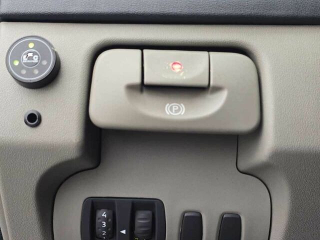 Серый Рено Гранд Сценик, объемом двигателя 2 л и пробегом 274 тыс. км за 5499 $, фото 10 на Automoto.ua