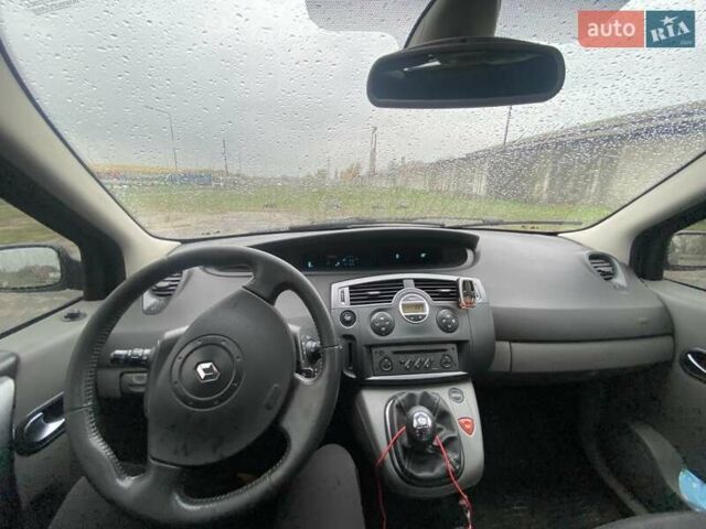 Сірий Рено Гранд Сценік, об'ємом двигуна 1.5 л та пробігом 310 тис. км за 4400 $, фото 5 на Automoto.ua
