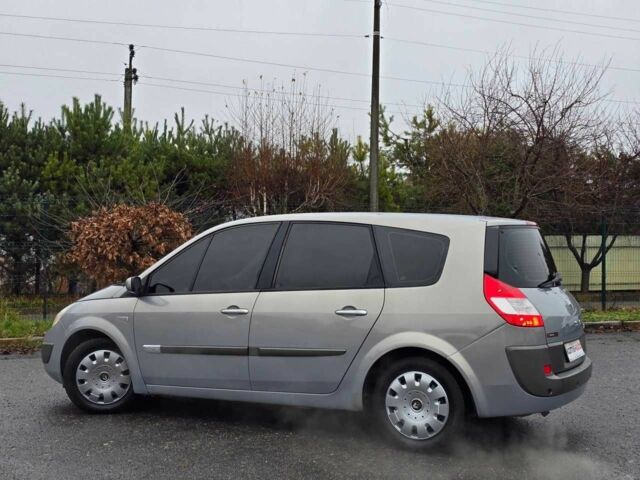 Серый Рено Гранд Сценик, объемом двигателя 2 л и пробегом 274 тыс. км за 5499 $, фото 4 на Automoto.ua