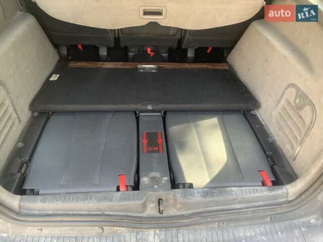 Серый Рено Гранд Сценик, объемом двигателя 1.5 л и пробегом 223 тыс. км за 4500 $, фото 11 на Automoto.ua