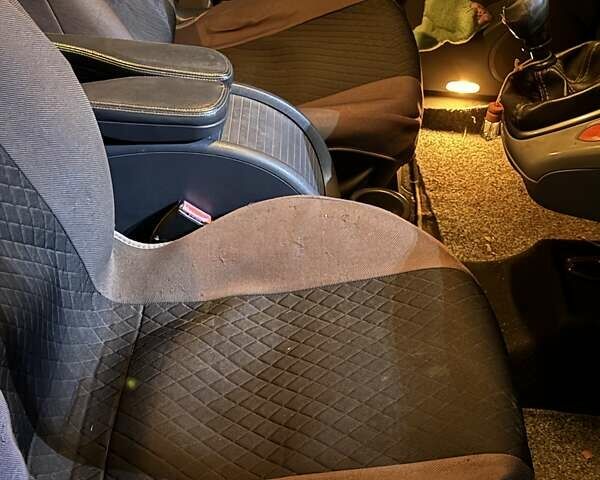 Серый Рено Гранд Сценик, объемом двигателя 1.9 л и пробегом 183 тыс. км за 3800 $, фото 1 на Automoto.ua