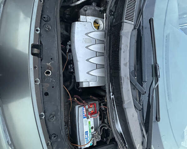 Рено Гранд Сценік 2005 у Львові на Automoto.ua Сірий Рено Гранд Сценік, об'ємом двигуна 1.6 л та пробігом 250 тис. км за 3900 $, фото 24 на Automoto.ua