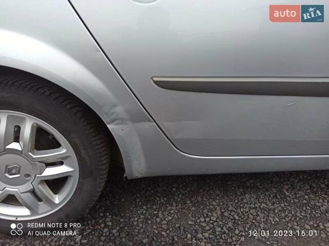 Рено Гранд Сценік 2005 у Луцьку на Automoto.ua Сірий Рено Гранд Сценік, об'ємом двигуна 2 л та пробігом 228 тис. км за 4600 $, фото 5 на Automoto.ua