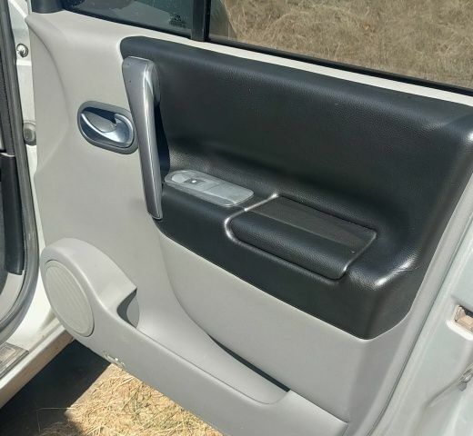 Серый Рено Гранд Сценик, объемом двигателя 2 л и пробегом 300 тыс. км за 4400 $, фото 5 на Automoto.ua