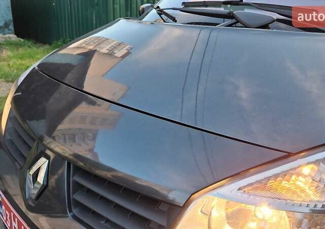 Рено Гранд Сценік 2005 у Луцьку на Automoto.ua Сірий Рено Гранд Сценік, об'ємом двигуна 1.6 л та пробігом 220 тис. км за 4899 $, фото 17 на Automoto.ua