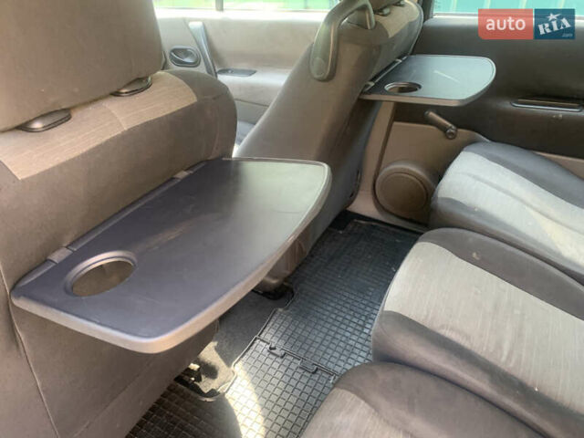 Серый Рено Гранд Сценик, объемом двигателя 1.5 л и пробегом 223 тыс. км за 4500 $, фото 13 на Automoto.ua