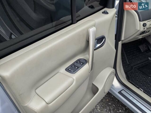 Серый Рено Гранд Сценик, объемом двигателя 2 л и пробегом 274 тыс. км за 5499 $, фото 16 на Automoto.ua