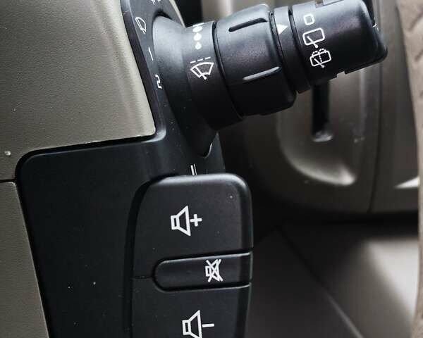 Серый Рено Гранд Сценик, объемом двигателя 2 л и пробегом 274 тыс. км за 5499 $, фото 20 на Automoto.ua