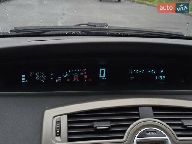 Серый Рено Гранд Сценик, объемом двигателя 2 л и пробегом 274 тыс. км за 5499 $, фото 22 на Automoto.ua