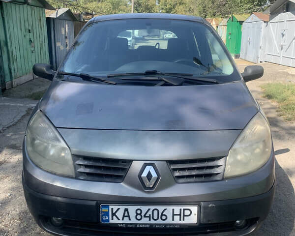 Серый Рено Гранд Сценик, объемом двигателя 1.5 л и пробегом 223 тыс. км за 4500 $, фото 1 на Automoto.ua