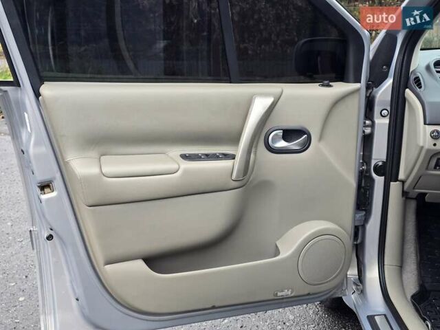 Серый Рено Гранд Сценик, объемом двигателя 2 л и пробегом 274 тыс. км за 5499 $, фото 15 на Automoto.ua