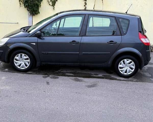 Серый Рено Гранд Сценик, объемом двигателя 1.6 л и пробегом 252 тыс. км за 4600 $, фото 4 на Automoto.ua