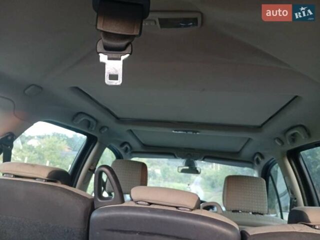 Серый Рено Гранд Сценик, объемом двигателя 1.9 л и пробегом 230 тыс. км за 1850 $, фото 1 на Automoto.ua