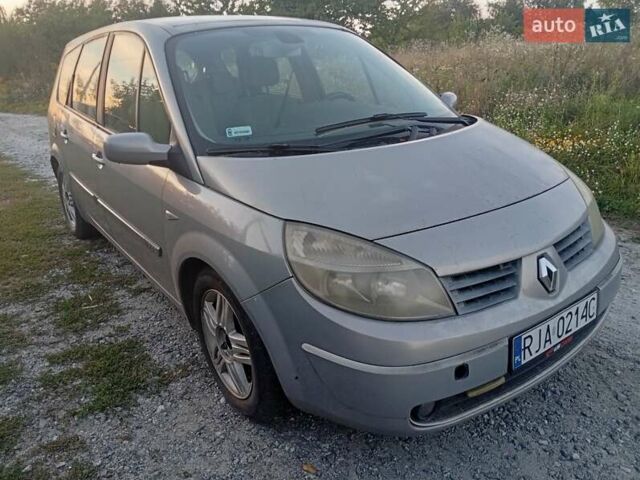Серый Рено Гранд Сценик, объемом двигателя 1.9 л и пробегом 230 тыс. км за 1850 $, фото 7 на Automoto.ua