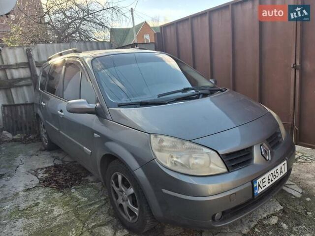 Сірий Рено Гранд Сценік, об'ємом двигуна 1.87 л та пробігом 350 тис. км за 5100 $, фото 1 на Automoto.ua