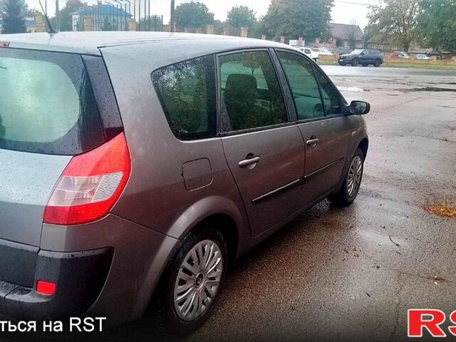 Серый Рено Гранд Сценик, объемом двигателя 2 л и пробегом 271 тыс. км за 4800 $, фото 2 на Automoto.ua