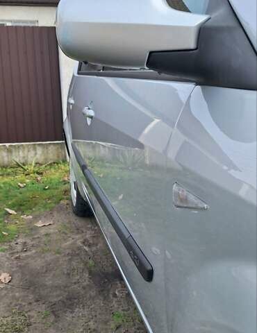 Серый Рено Гранд Сценик, объемом двигателя 1.46 л и пробегом 238 тыс. км за 5300 $, фото 2 на Automoto.ua