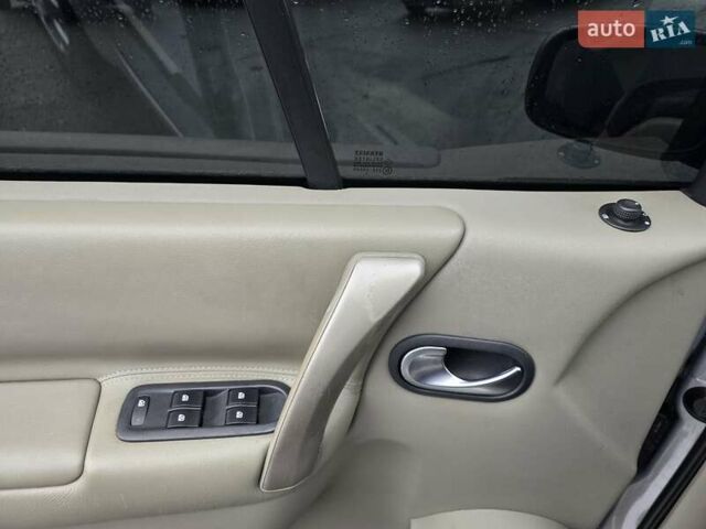 Серый Рено Гранд Сценик, объемом двигателя 2 л и пробегом 274 тыс. км за 5499 $, фото 17 на Automoto.ua