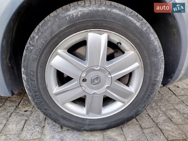 Рено Гранд Сценик 2006 в Черновцах на Automoto.ua Серый Рено Гранд Сценик, объемом двигателя 0 л и пробегом 240 тыс. км за 6300 $, фото 22 на Automoto.ua