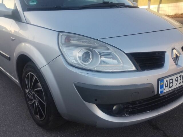 Сірий Рено Гранд Сценік, об'ємом двигуна 0 л та пробігом 245 тис. км за 4200 $, фото 2 на Automoto.ua